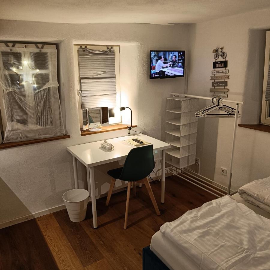 Apartments & Moeblierte Zimmer In Kahl Am Main, Kontaktloser Self Check-In, W-Lan, Schreibtisch, Duschbad, Kuechenzeile, Pkw-Plaetze Экстерьер фото