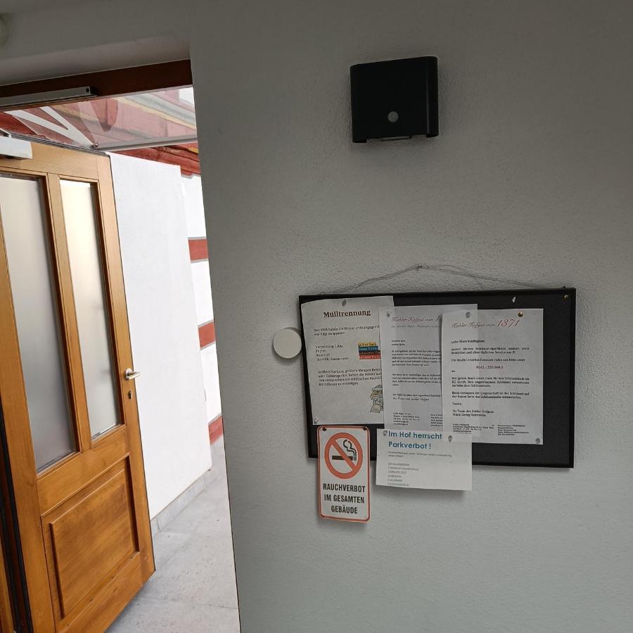 Apartments & Moeblierte Zimmer In Kahl Am Main, Kontaktloser Self Check-In, W-Lan, Schreibtisch, Duschbad, Kuechenzeile, Pkw-Plaetze Экстерьер фото