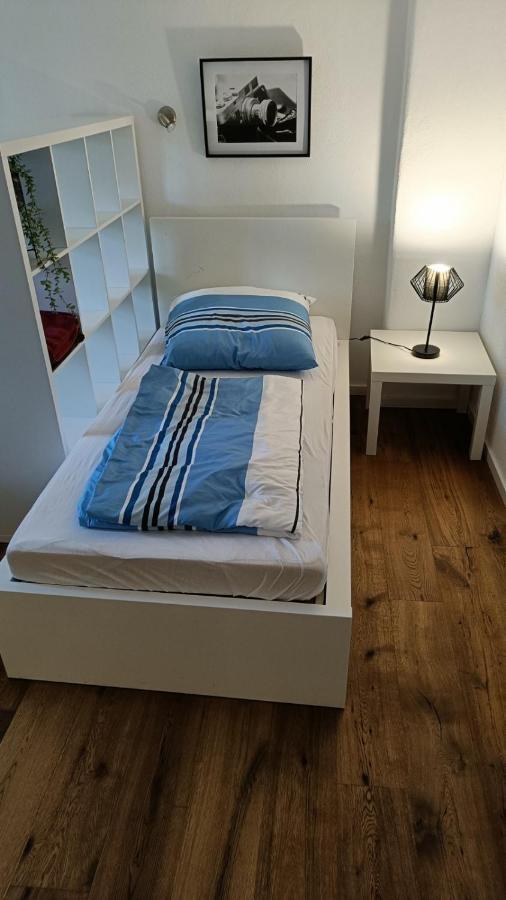 Apartments & Moeblierte Zimmer In Kahl Am Main, Kontaktloser Self Check-In, W-Lan, Schreibtisch, Duschbad, Kuechenzeile, Pkw-Plaetze Экстерьер фото